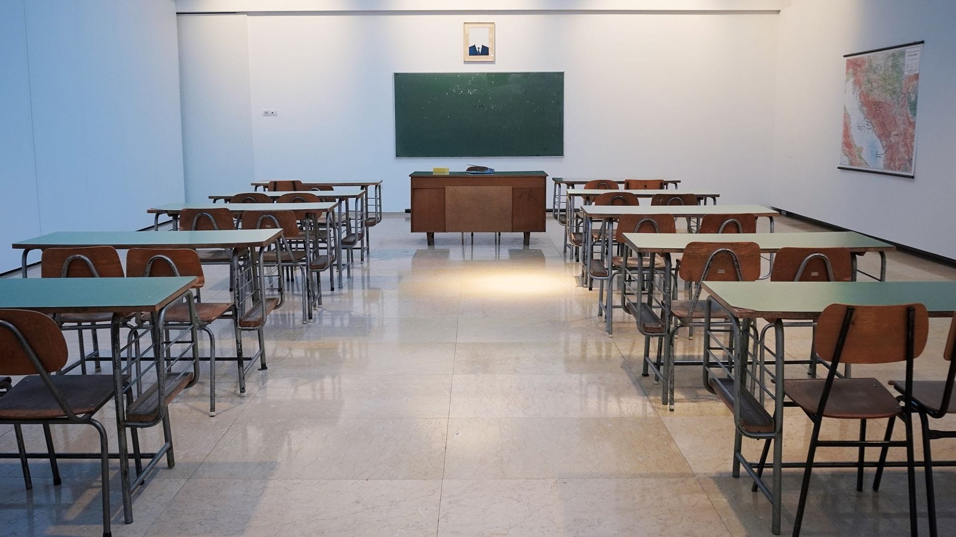 https://www.cta.org/wp-content/uploads/2020/03/empty-classroom.jpg