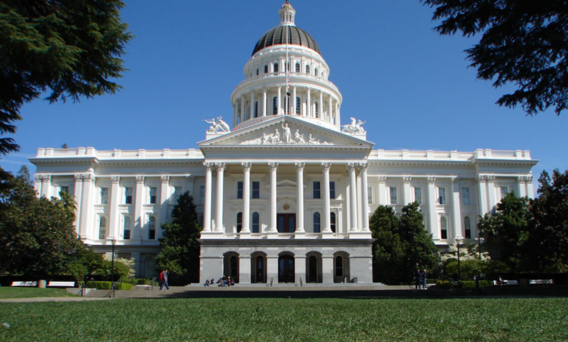 Image of California's capitol building in Sacramento