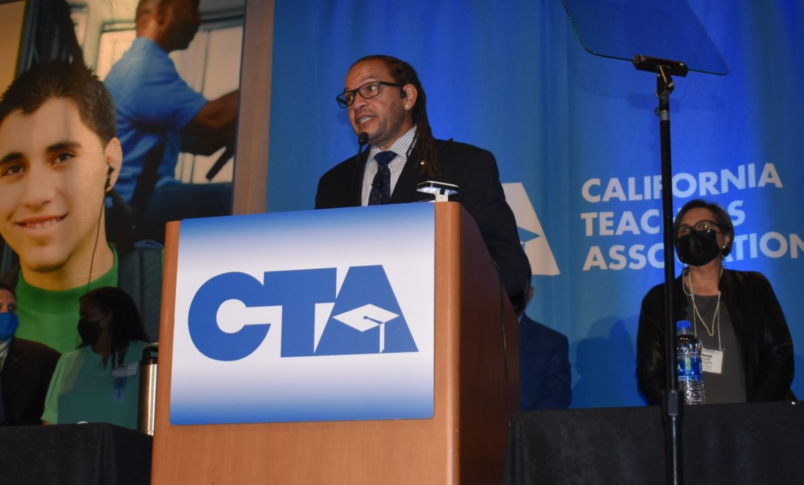 CTA President E. Toby Boyd delivers a speech at March 2022 State Council.