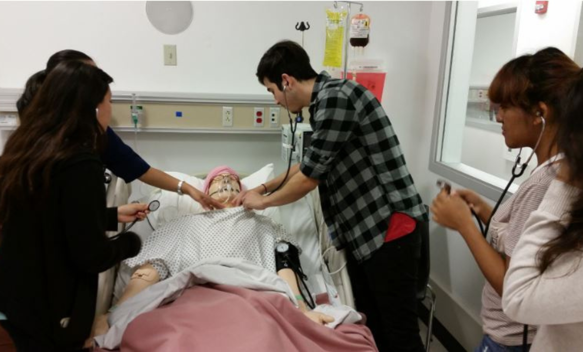 students learning CPR