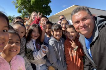 Los Banos elementary school teacher Sergio de Alba and students