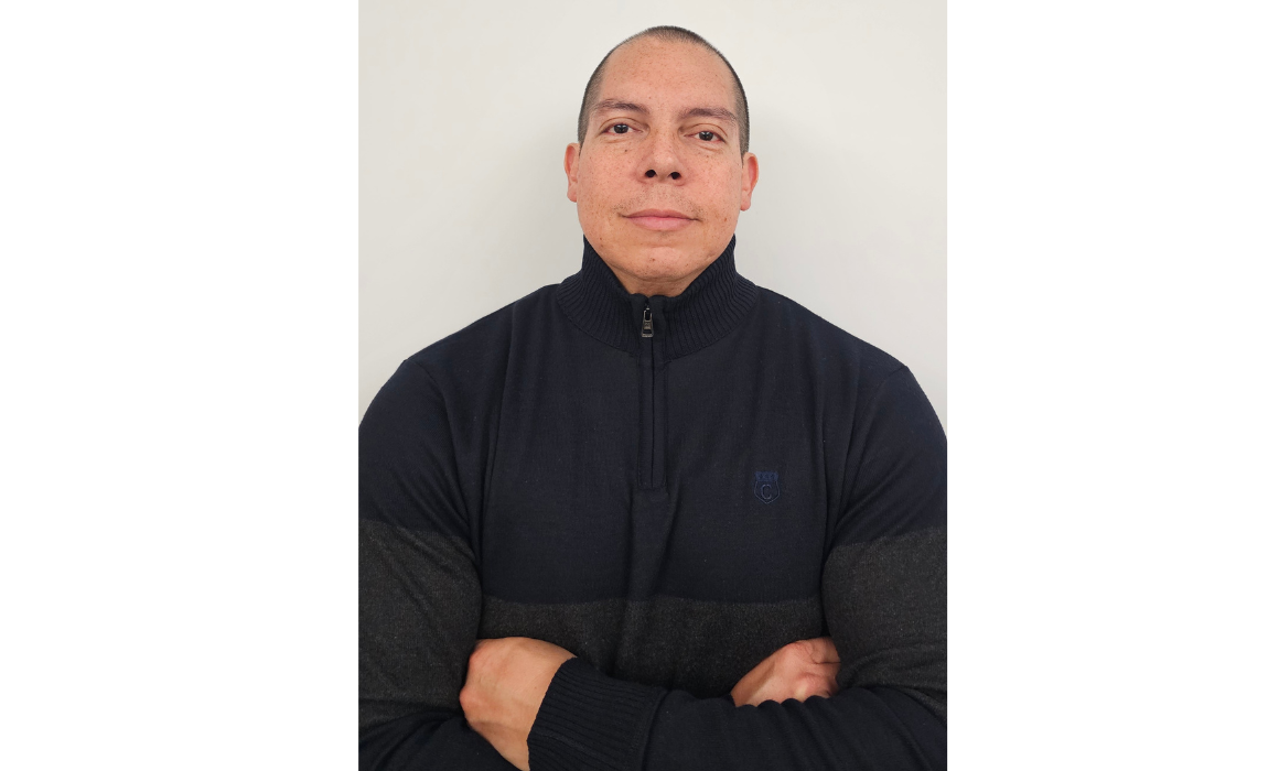 Photo of Ron Gochez